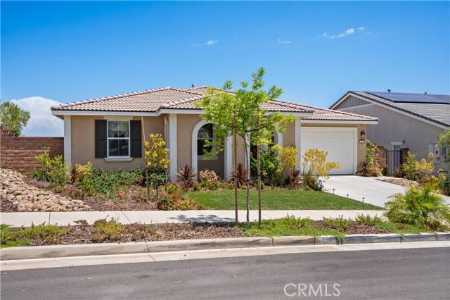 Corona, CA 92882,2521 Santa Fiora Drive