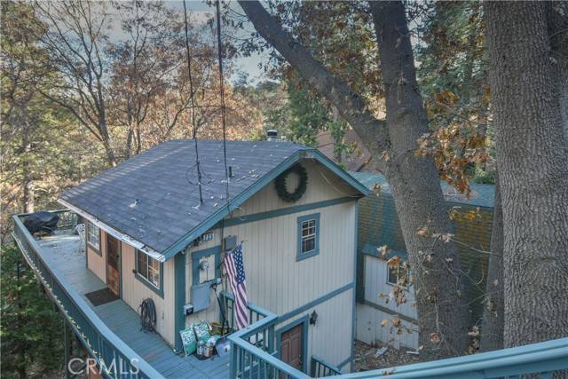 Lake Arrowhead, CA 92352,735 E Victoria Court