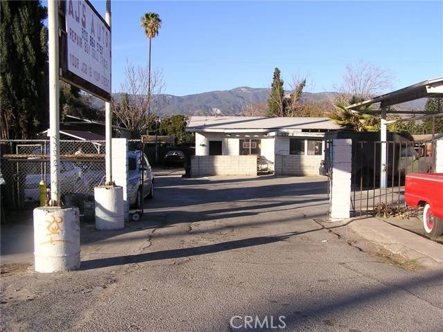 Highland, CA 92410,25748 Baseline Street