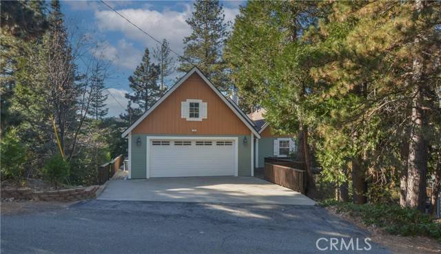 Lake Arrowhead, CA 92352,173 Grizzly Road