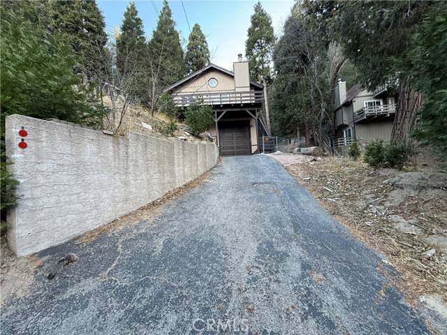 Crestline, CA 92325,968 Lausanne Drive