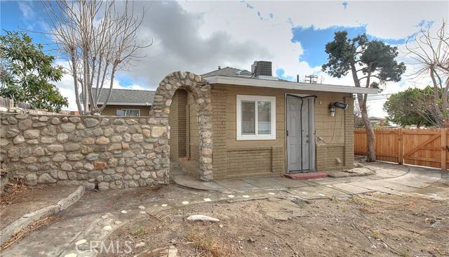 Fontana, CA 92335,9279 Mango Avenue