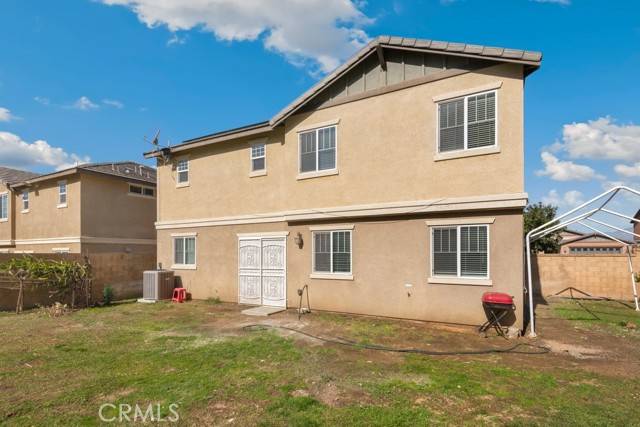 Fontana, CA 92337,15793 Willow Drive