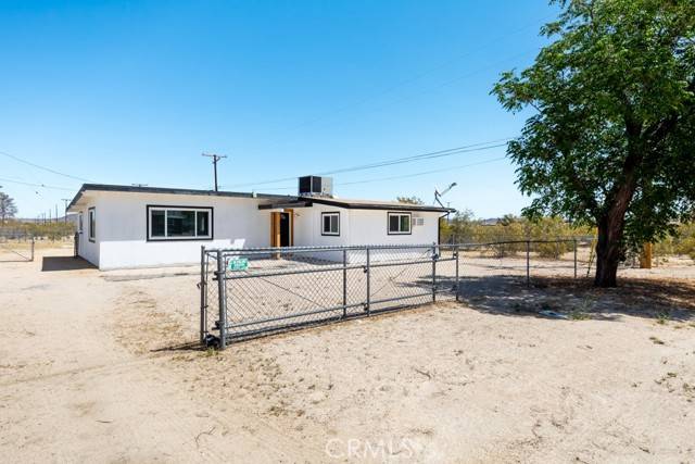 Joshua Tree, CA 92252,64868 Tonto Drive