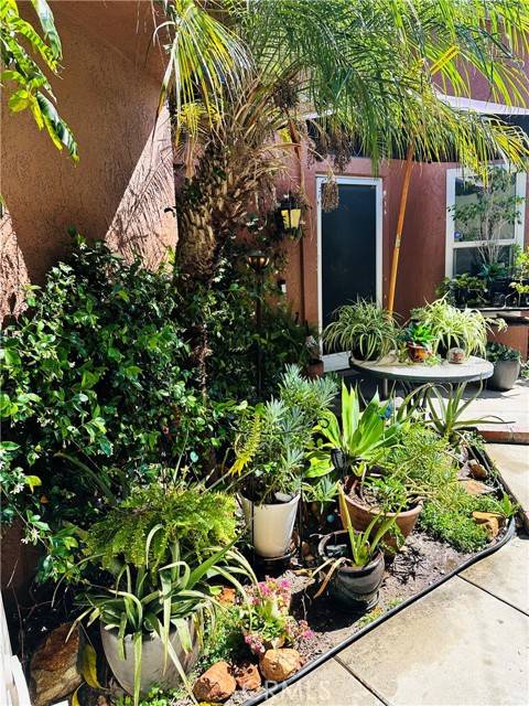 Fontana, CA 92336,6559 Pacifica Avenue