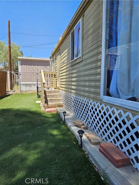 Morongo Valley, CA 92256,51063 29 Palms Hwy spc #32