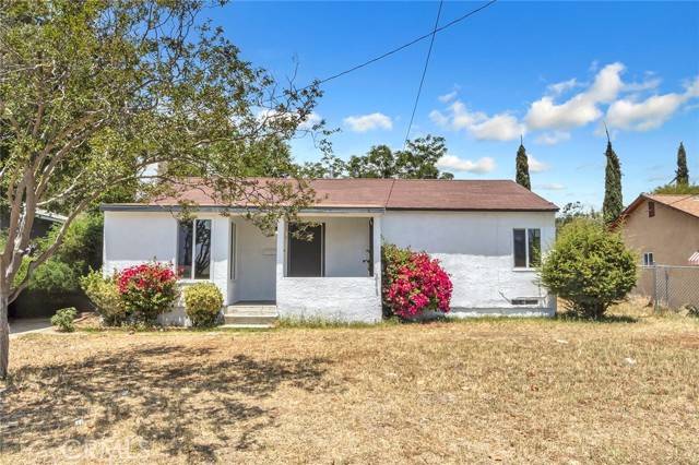 Banning, CA 92220,1131 W Nicolet Street