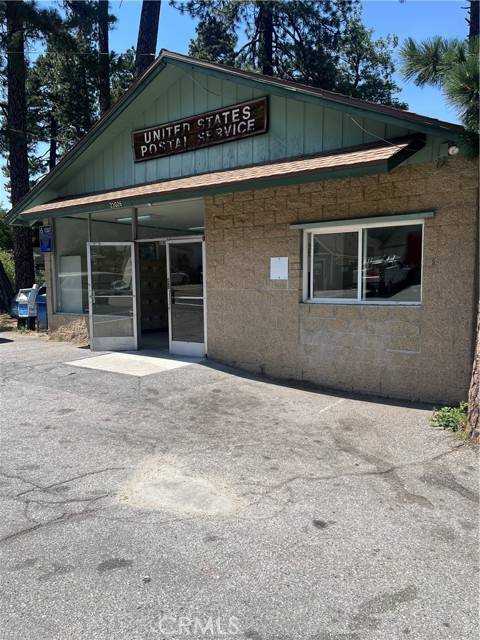 Crestline, CA 92325,23026 Waters Drive