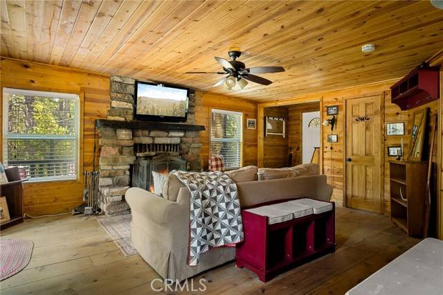 Green Valley Lake, CA 92341,33400 Bluebird Drive