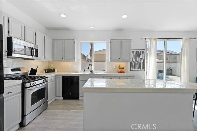 Perris, CA 92570,1391 Museo Way