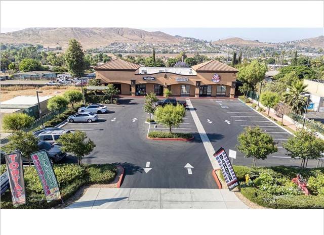 Jurupa Valley, CA 92509,7372 Mission Boulevard