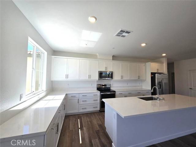 Menifee, CA 92585,27036 Banjo Street