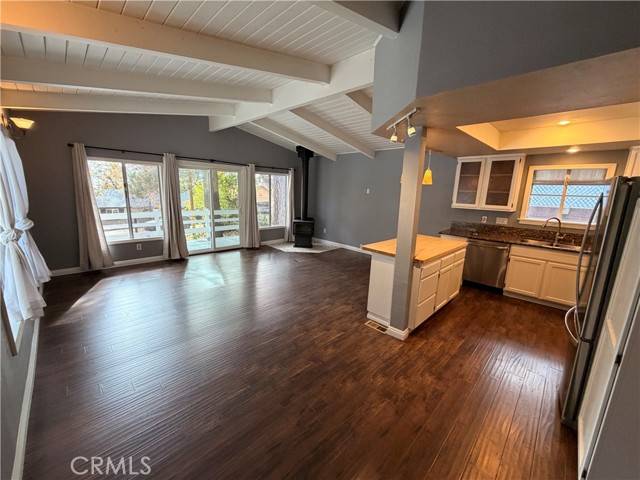 Running Springs, CA 92382,31014 Glen Oak Drive