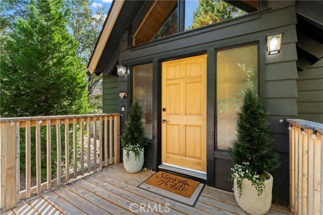 Lake Arrowhead, CA 92352,27382 Peninsula