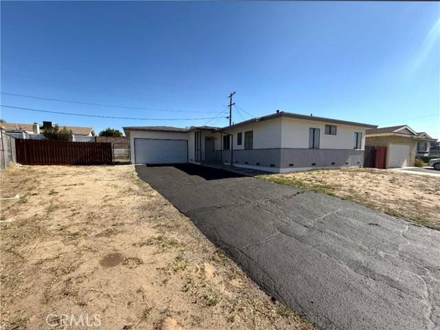 Rialto, CA 92376,565 S Pampas Ave