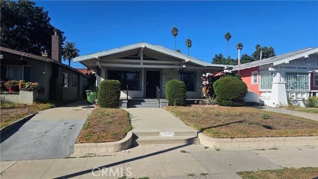 Los Angeles, CA 90037,1225 W 52nd Street