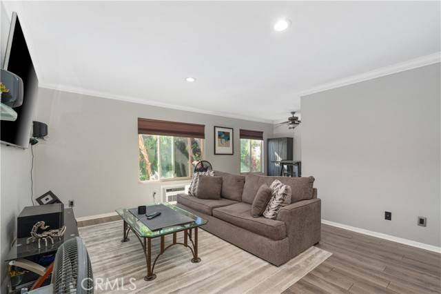 Escondido, CA 92026,1240 N Broadway #30