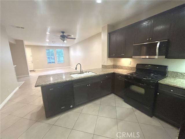 Eastvale, CA 91752,6255 Isidora