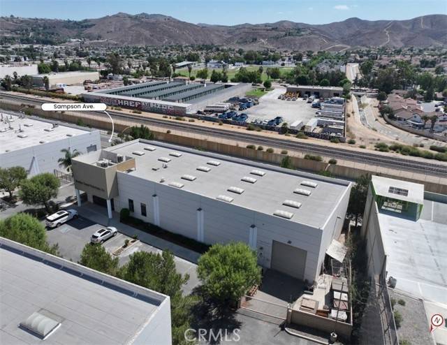 Corona, CA 92879,210 Crouse