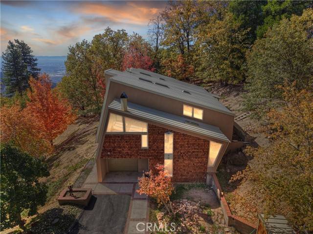 Running Springs, CA 92382,22 Holly Drive