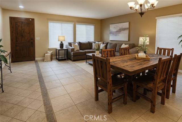 Corona, CA 92881,2559 Gilbert Avenue