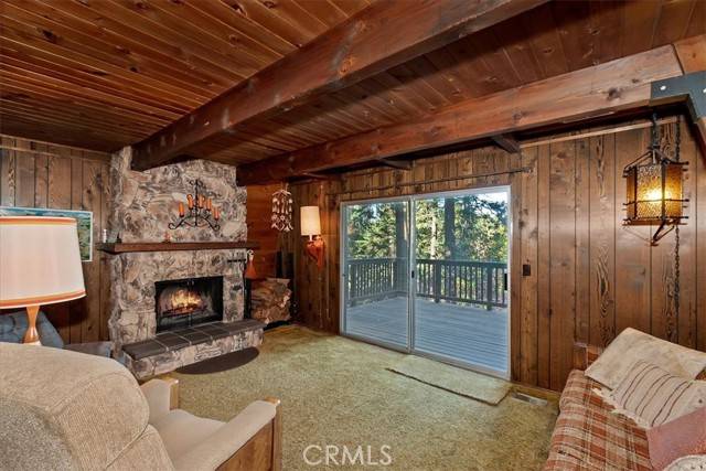 Lake Arrowhead, CA 92352,804 Oakmont