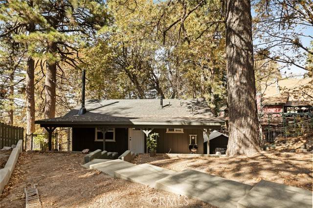 Running Springs, CA 92382,30556 Live Oak