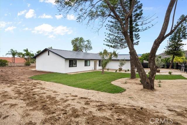 Jurupa Valley, CA 92509,4861 Brookhill