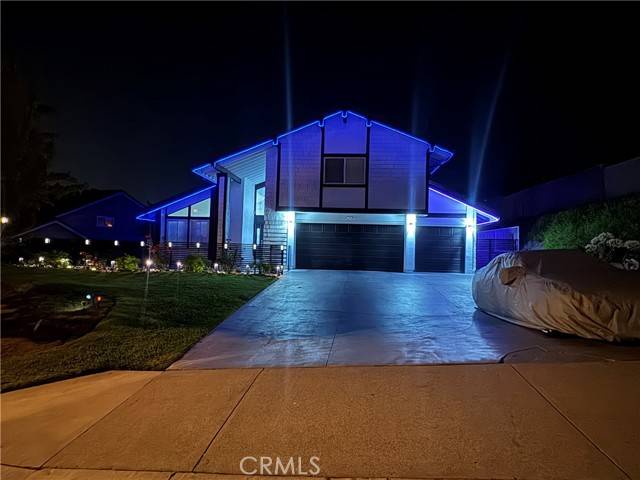 Anaheim, CA 92807,660 S Covered Wagon