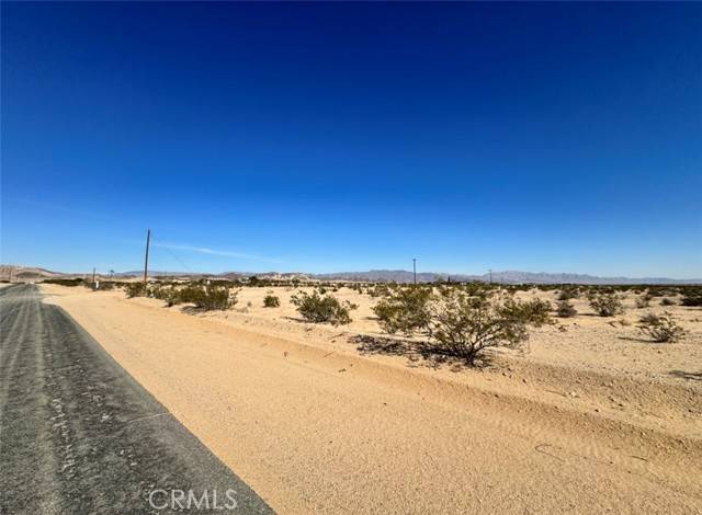 Twentynine Palms, CA 92277,0 Pinto Mountain Road