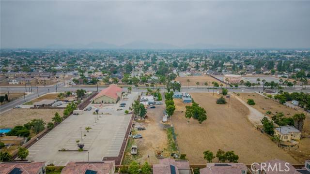 Fontana, CA 92336,16252 Baseline Avenue