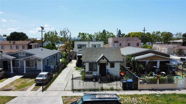 Los Angeles, CA 90044,1054 W 58th Place