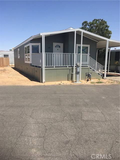 Apple Valley, CA 92308,22601 Bear Valley Rd #33