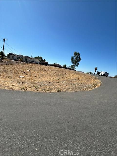 Menifee, CA 92587,0 La Bertha