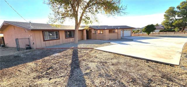 Apple Valley, CA 92307,16257 Saint Timothy Road