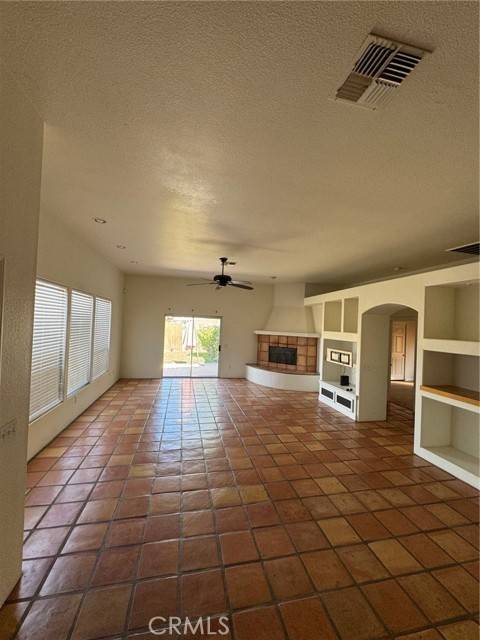 La Quinta, CA 92253,52270 Avenida Navarro