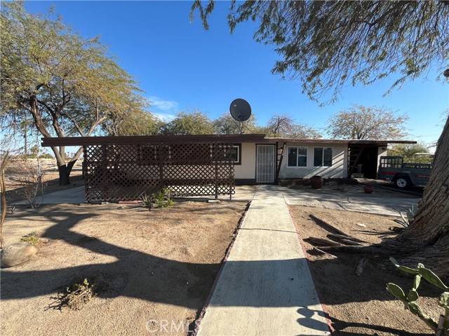 Thermal, CA 92274,2338 Sand Ere Avenue