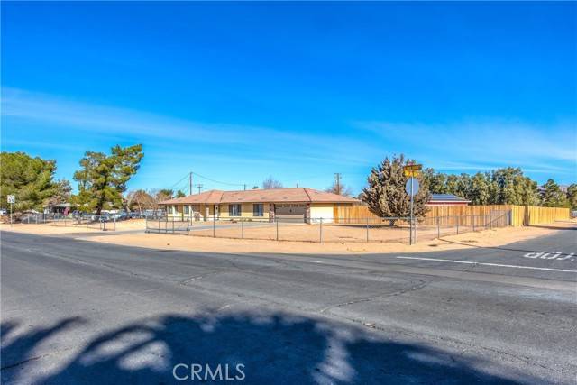 Apple Valley, CA 92307,21460 Pine Ridge Avenue