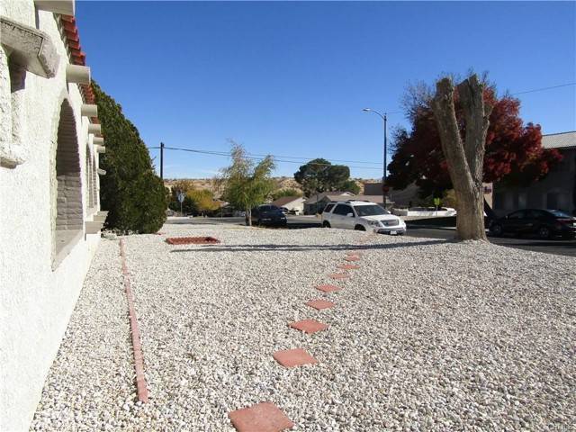 Victorville, CA 92395,16688 Zenda Street