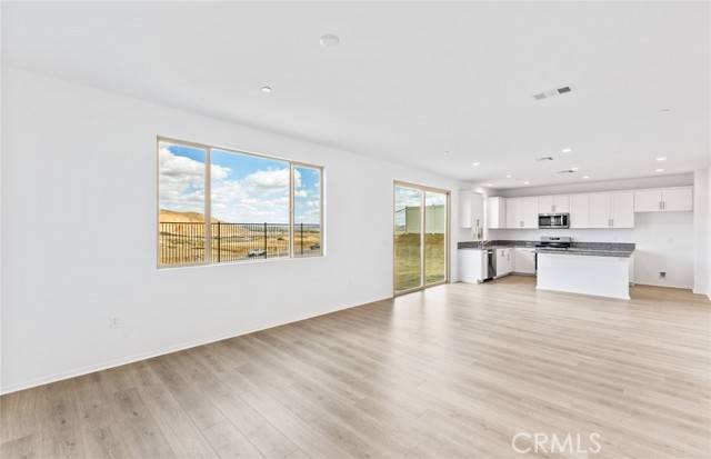 Lake Elsinore, CA 92530,4246 Empressa Circle