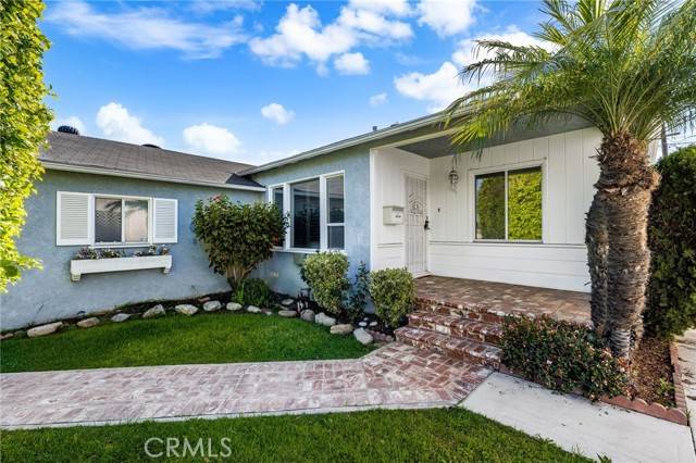 Lakewood, CA 90712,4847 Lakewood Boulevard