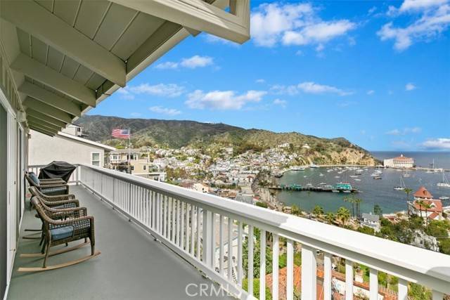 Avalon, CA 90704,123 Upper Terrace Road