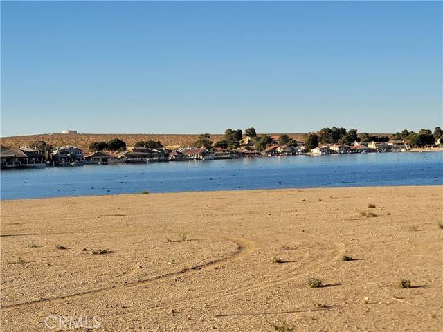 Helendale, CA 92342,15114 Tournament Drive