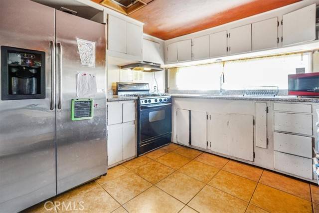 Cabazon, CA 92230,52200 Lois Avenue