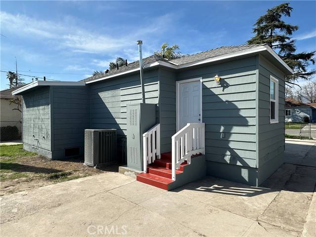San Bernardino, CA 92410,255 E Olive Street