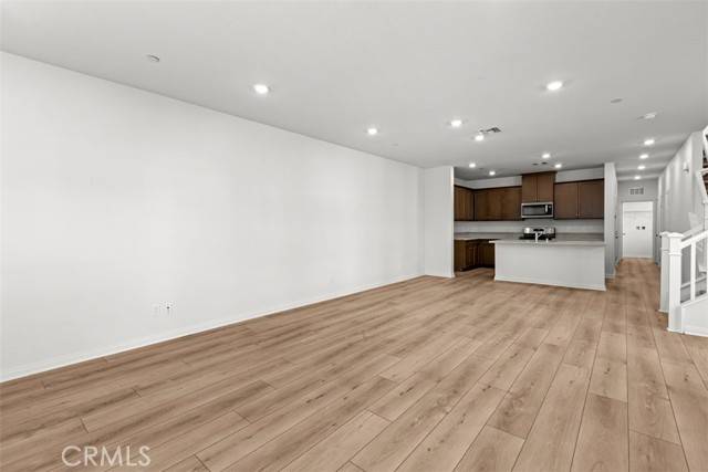 Ontario, CA 91761,4262 S Hermosa Paseo
