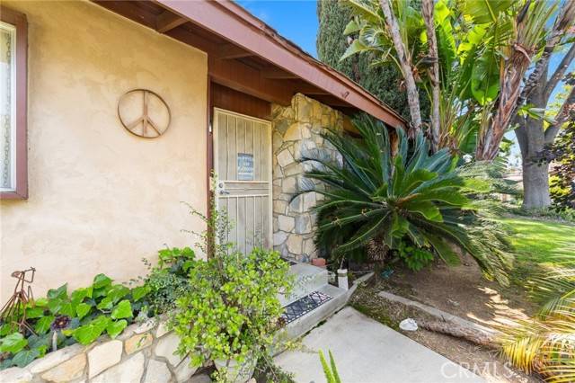Riverside, CA 92506,2044 Fairview Avenue