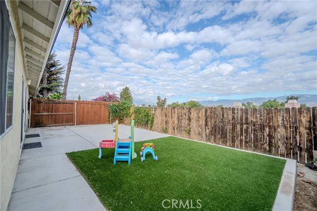 Loma Linda, CA 92354,26244 Cambria Lane