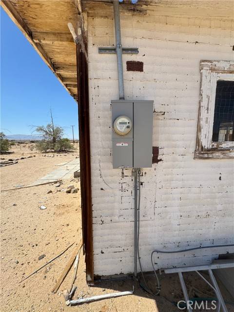 Twentynine Palms, CA 92277,83461 Helen