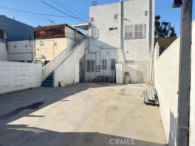 Montebello, CA 90640,3413 W Beverly Boulevard